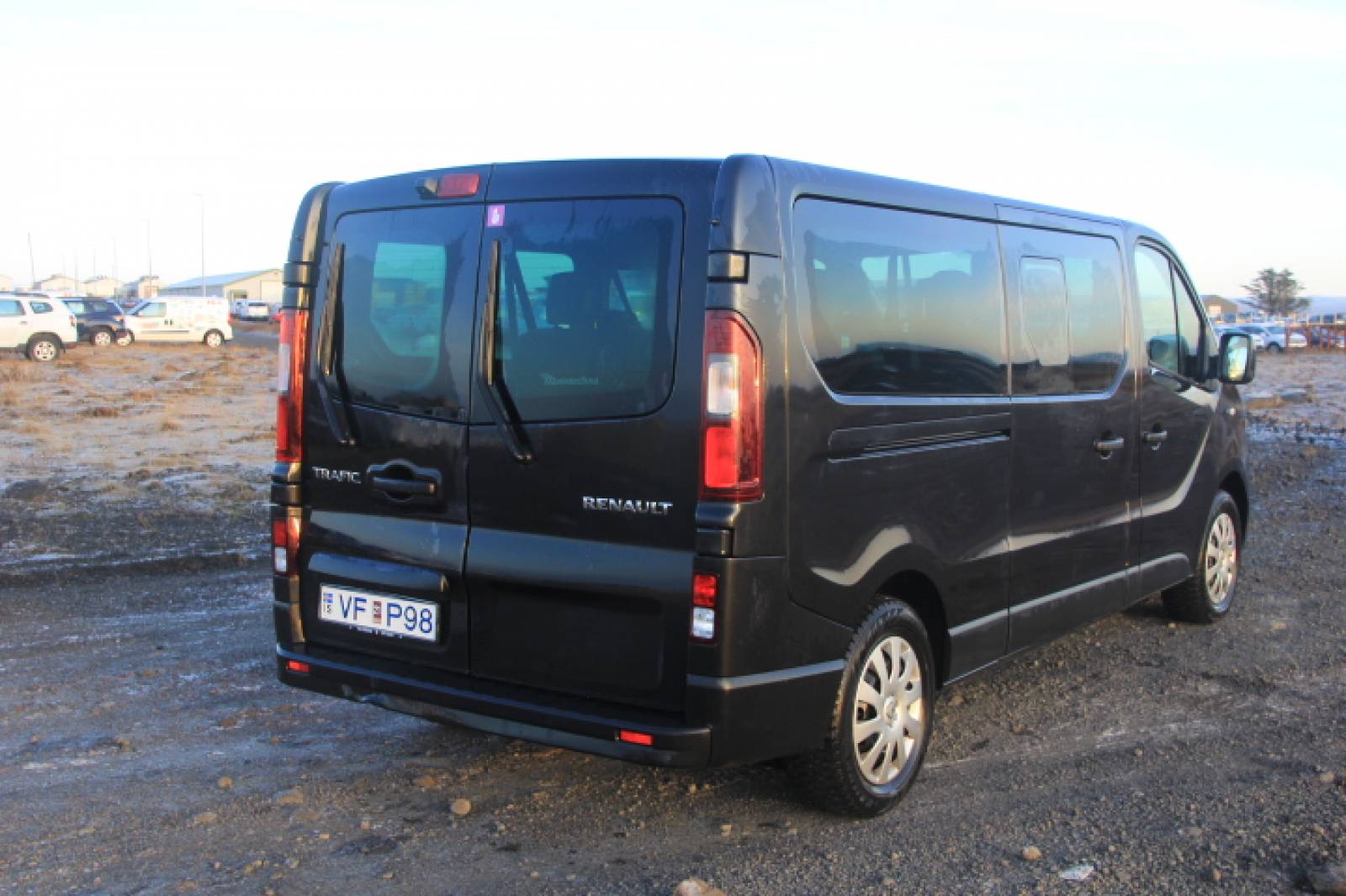 Renault Trafic side trunk