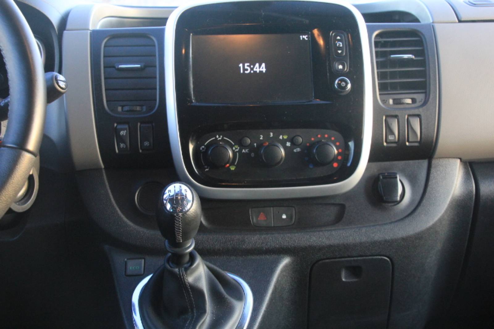 Renault Trafic radio