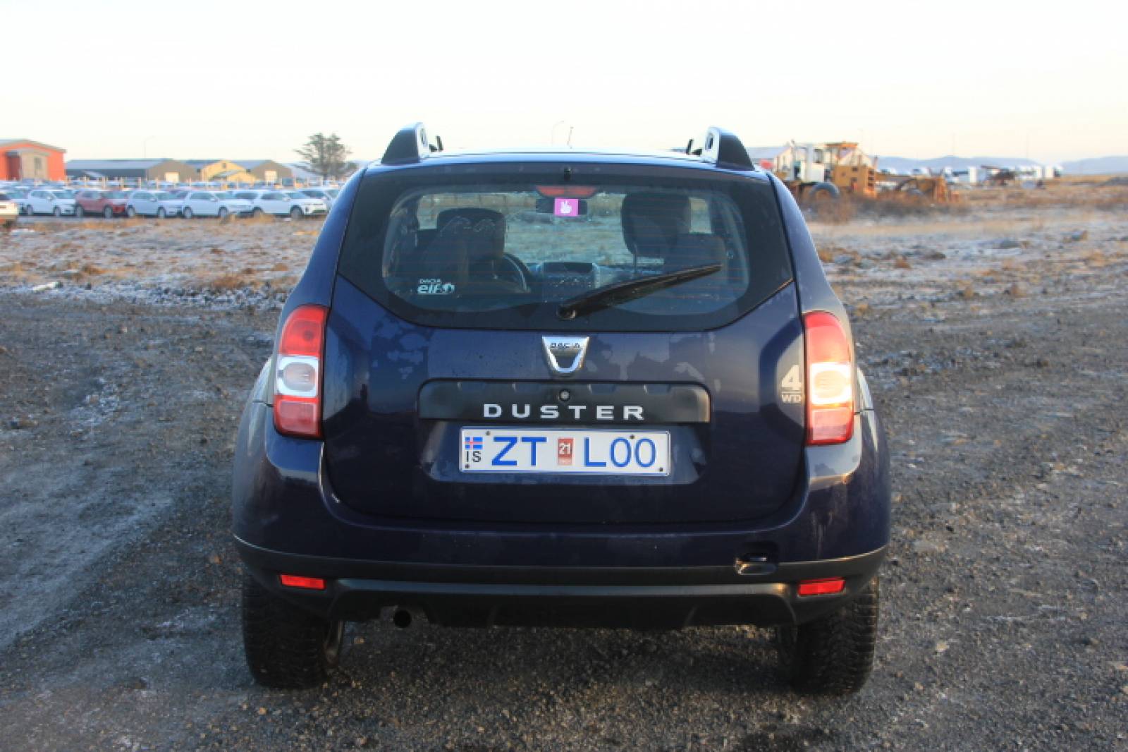 Dacia Duster Back 