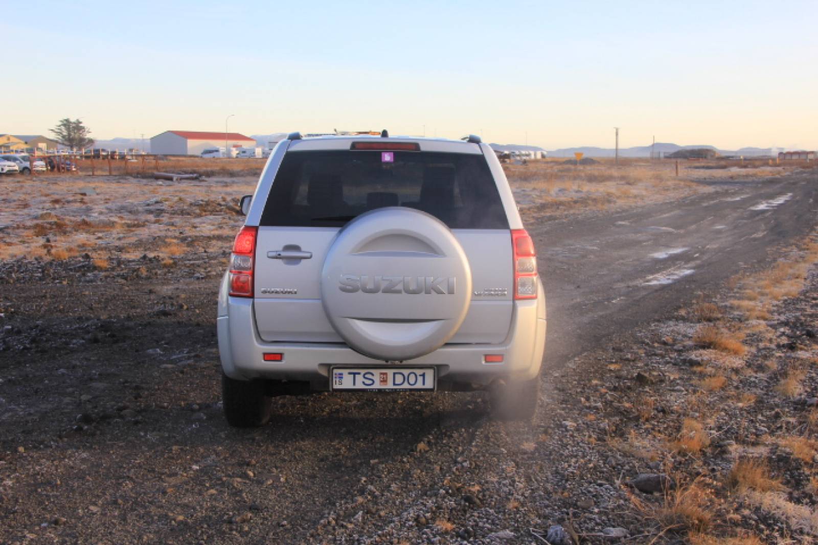 Suzuki Grand Vitara back side